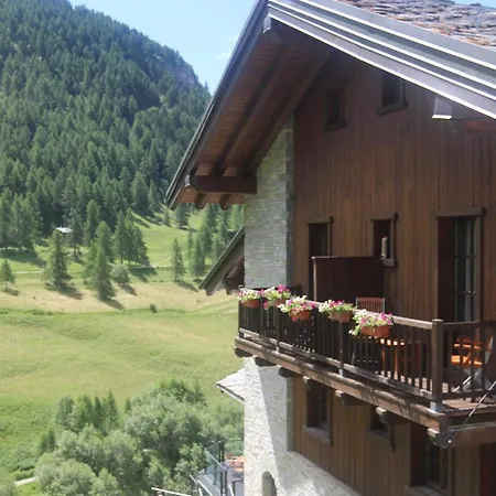 Maison Cly Отель 4*