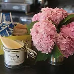 Отель Maison Cly