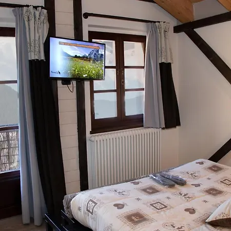 Szálloda Maison Cly