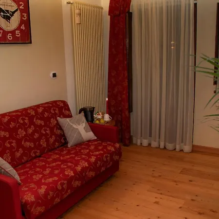 Maison Cly 4*